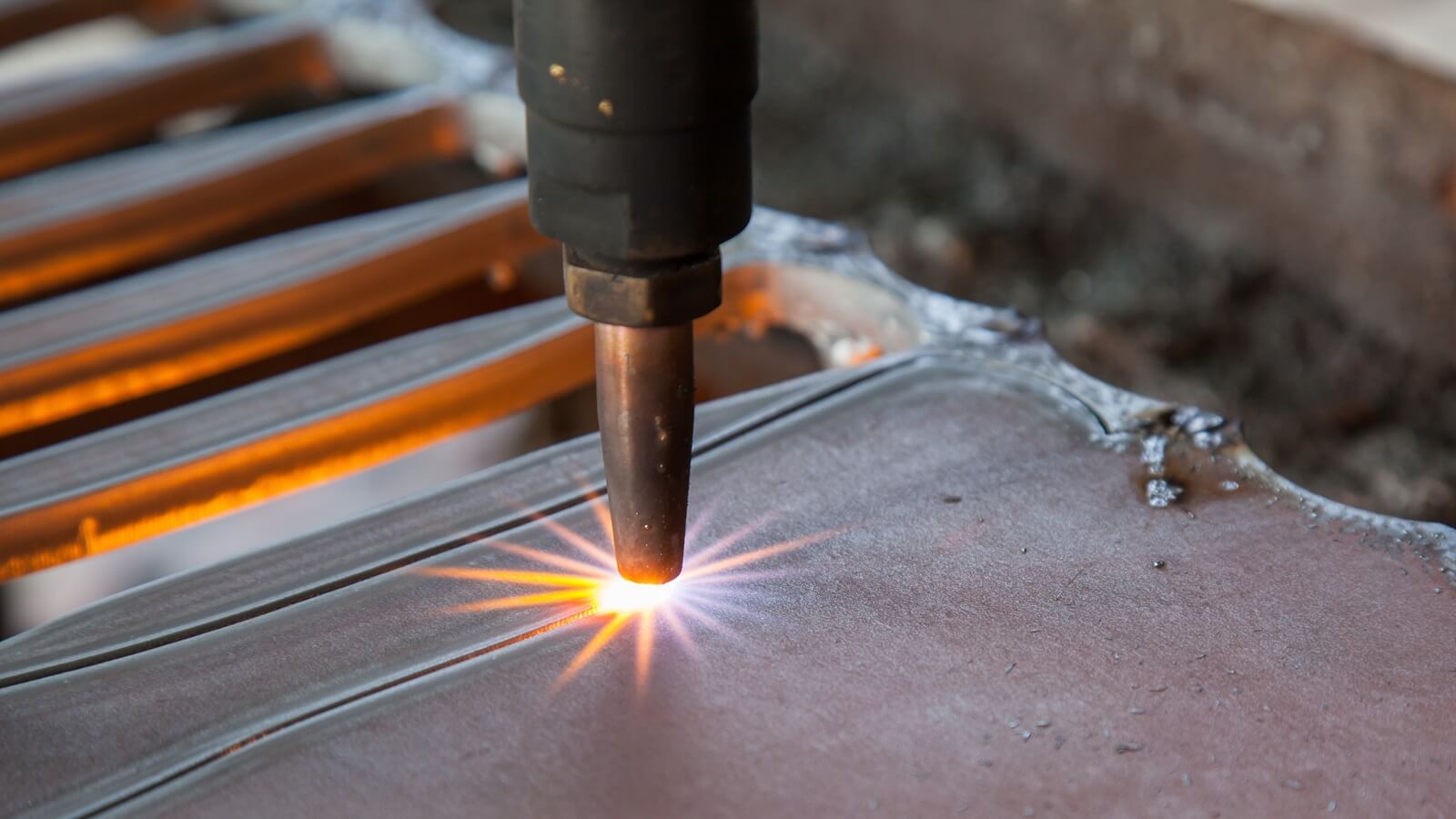 LPG Gas Supply Used in Welding & Cutting | LPG for Gas Cutting